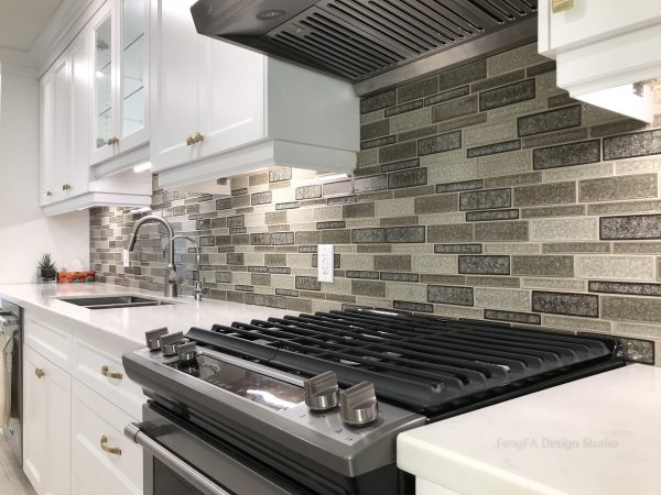 High gloss pantry Vaughan
