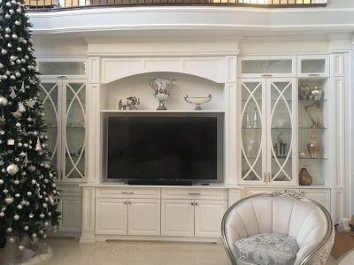 White built-ins Design