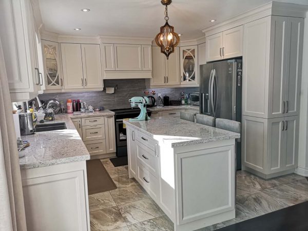 White built-ins Richmond hill