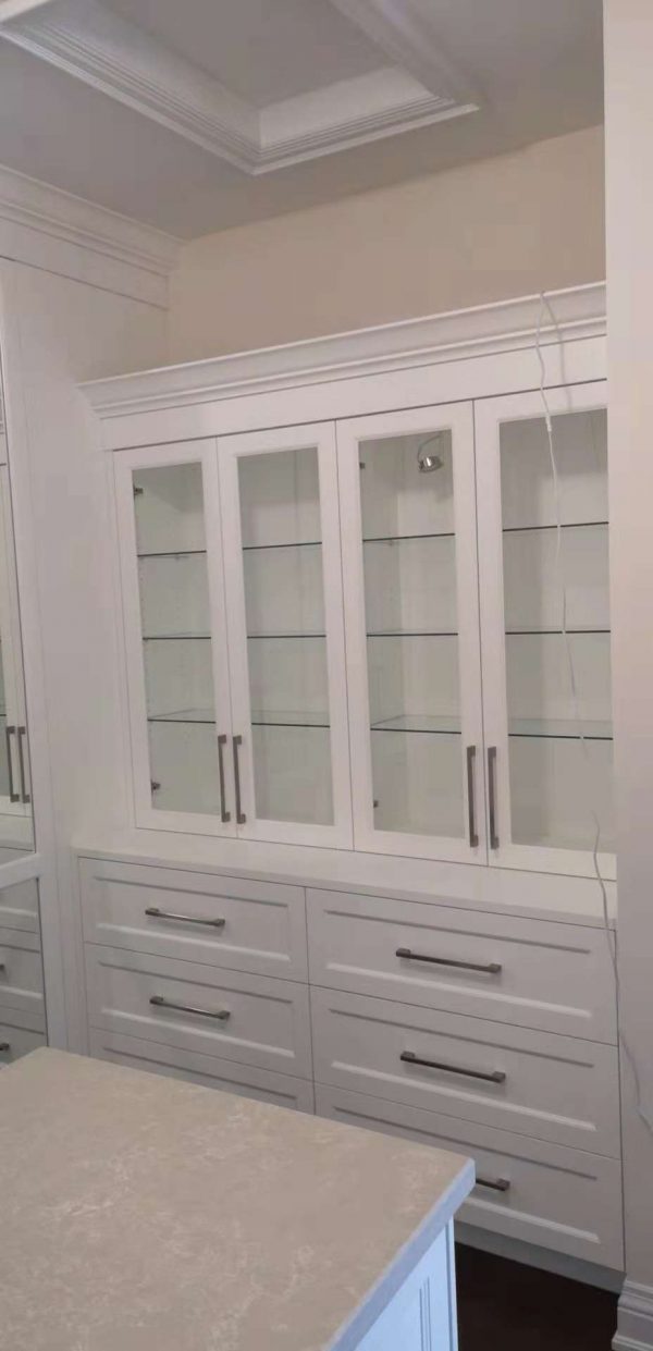 White built-ins Design