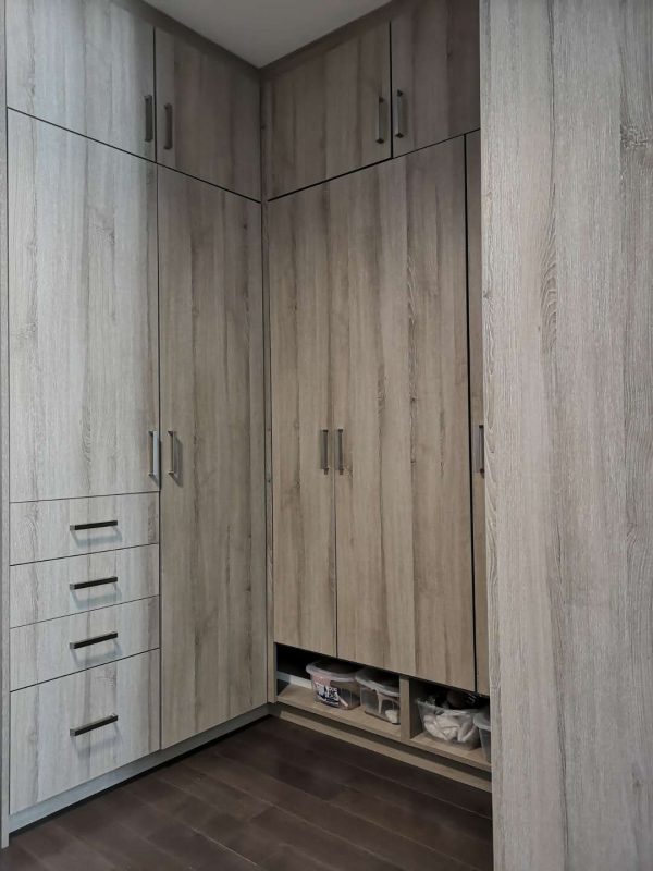 Contemporary cabinets Markham