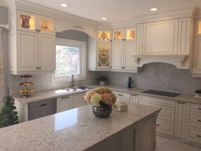 In Cabinet Pot Light