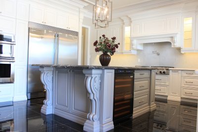 Cabinet Flush Dishwasher and Decorative Post