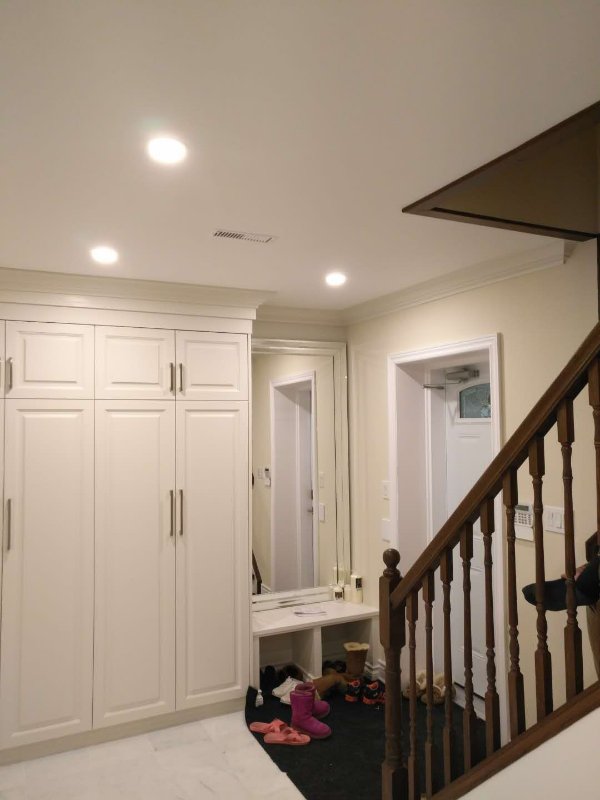 Door Entrance with Custom Built Stool and Framed Mirror