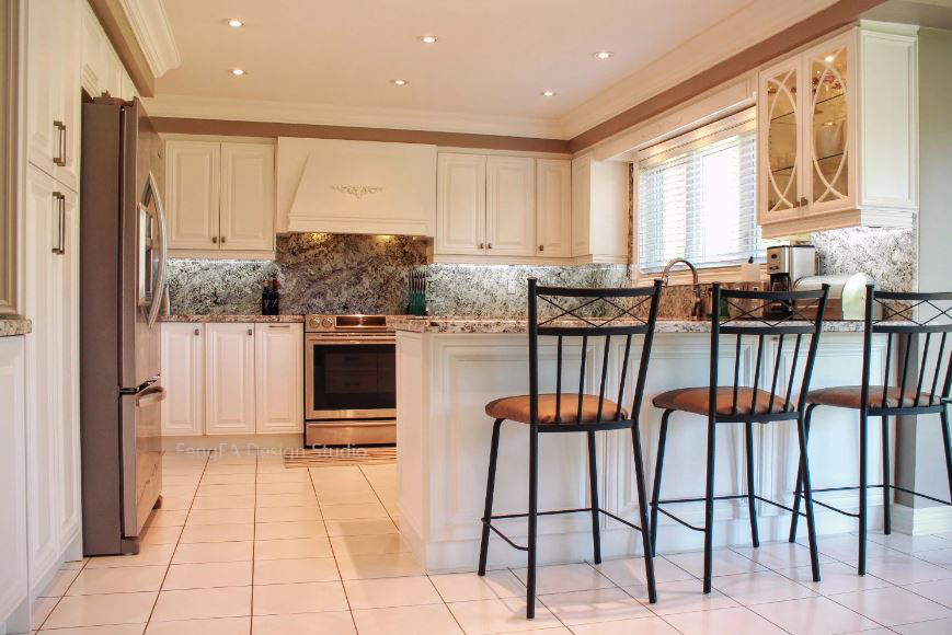 Turned Countertop For Sitting Space
