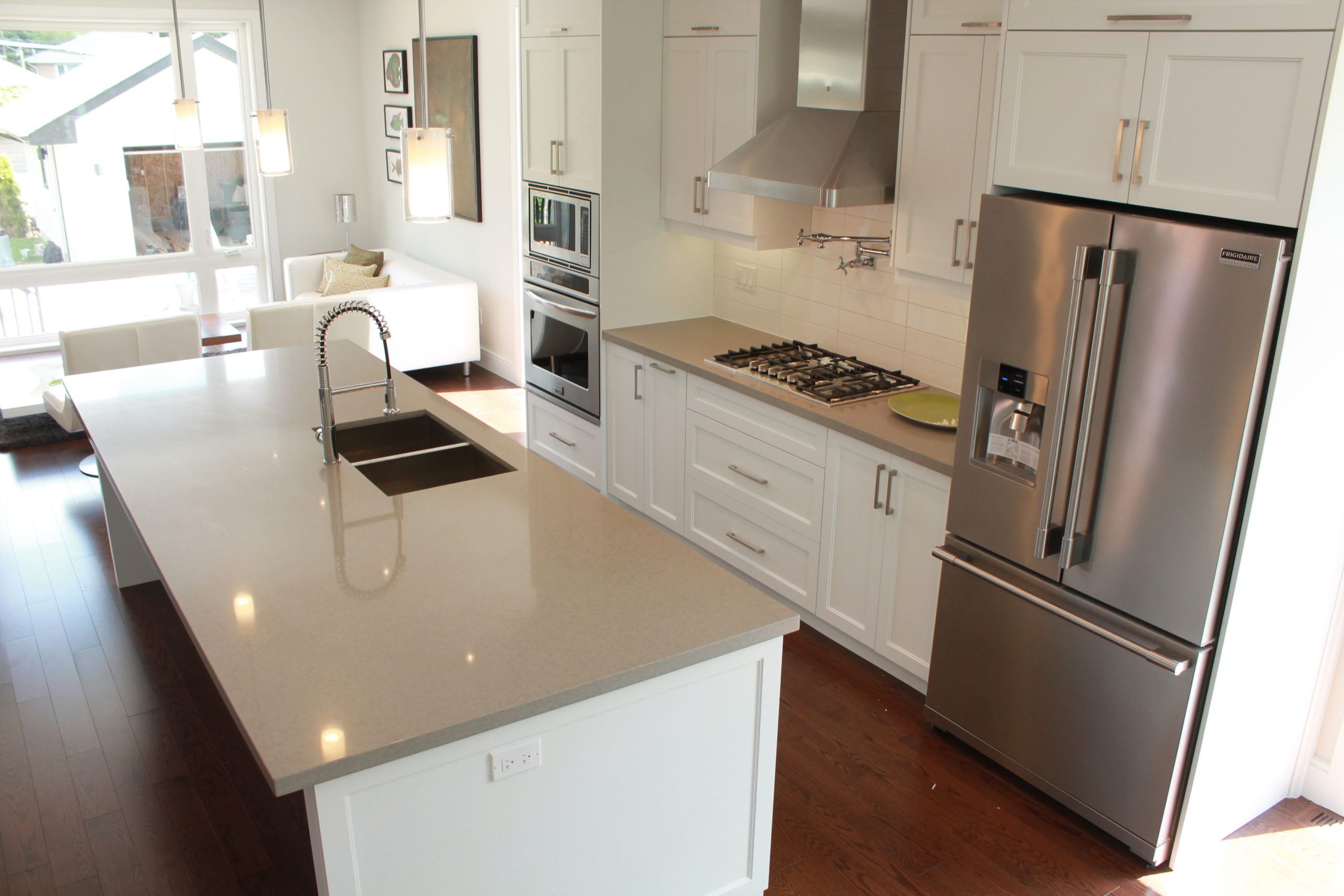 MODERN KITCHENS 2