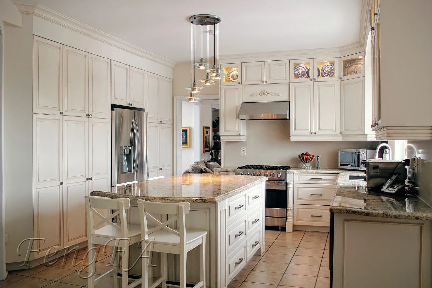 Glazed Doors Kitchen Overview