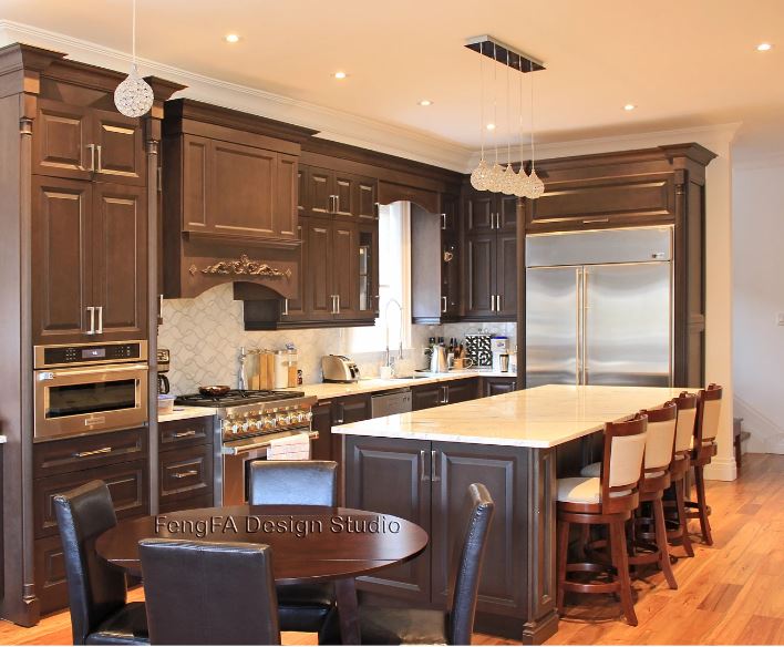 Traditional Kitchen with Dark Maple Doors - Overview