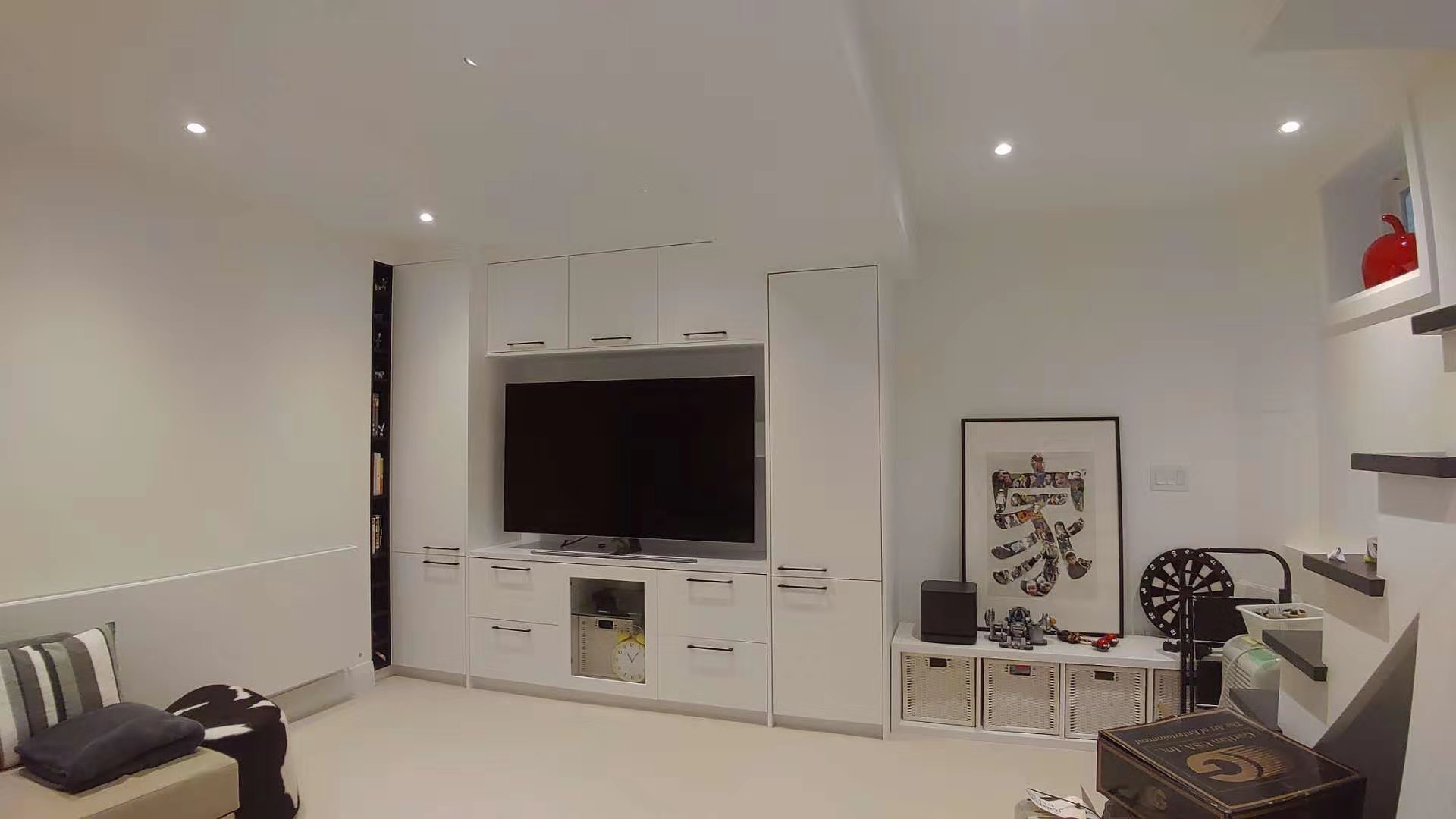 WALL UNITS & OFFICE16