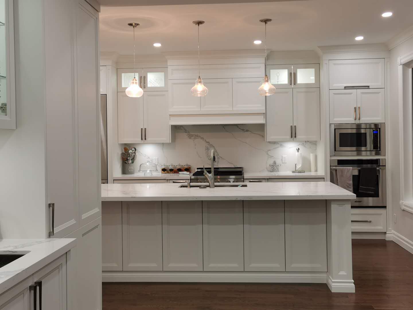 mk28-tk1 MODERN KITCHENS 28